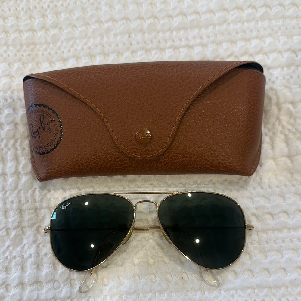 Ray-Ban Gold Aviator Sunglasses Accessories